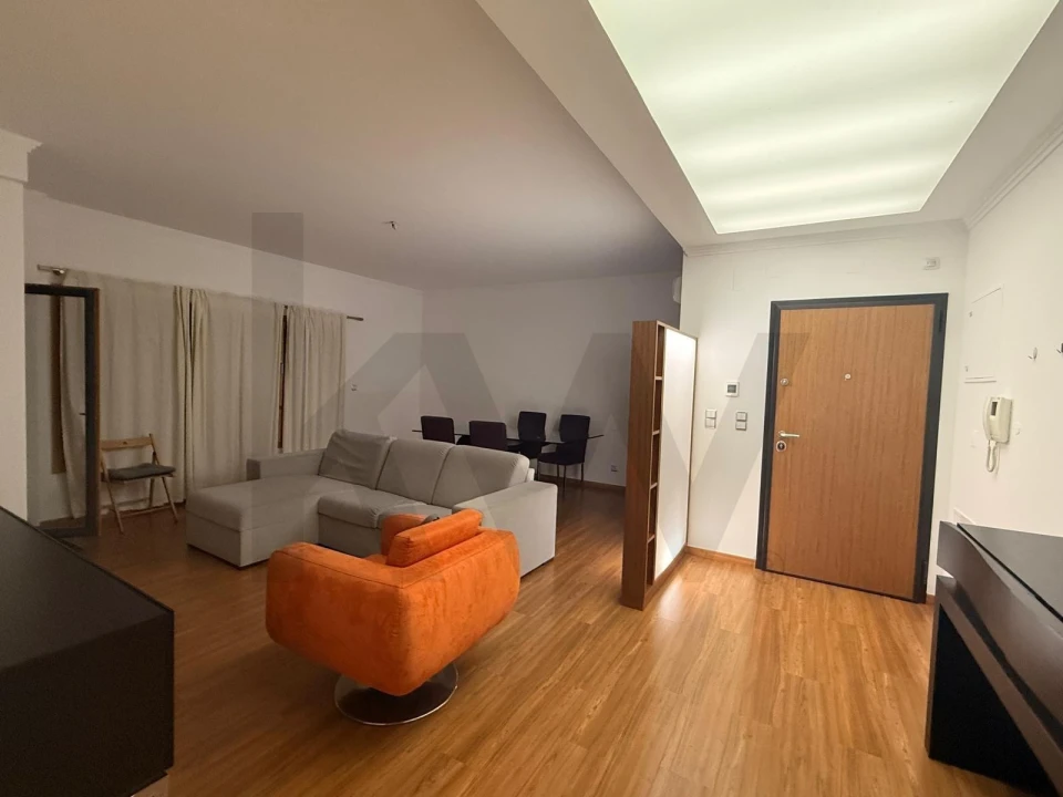Apartamento T2 para Arrendamento em Odivelas Foto 4