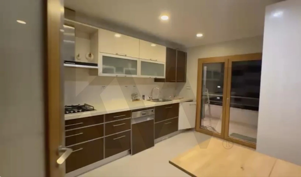 Apartamento T2 para Arrendamento em Odivelas Foto 6