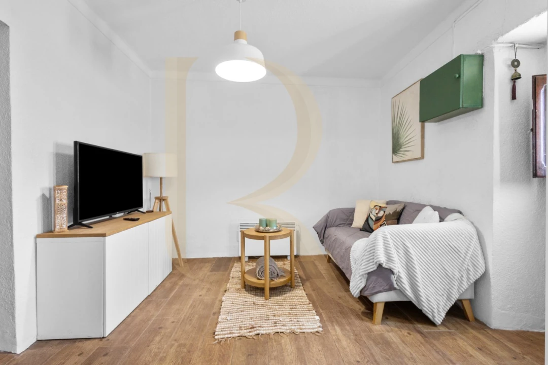 Moradia T2 para Venda em Campo e Campinho Foto 5