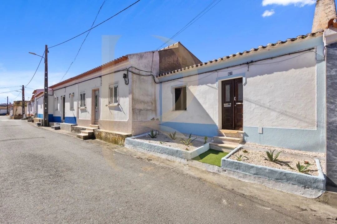 Moradia T2 para Venda em Campo e Campinho Foto 21