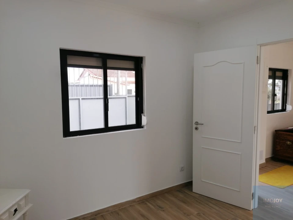 Moradia T2 para Venda em São João Baptista e Santa Maria dos Olivais Foto 13