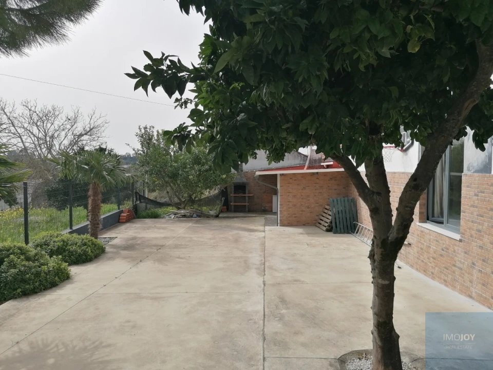 Moradia T2 para Venda em São João Baptista e Santa Maria dos Olivais Foto 18