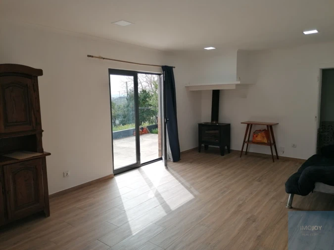 Moradia T2 para Venda em São João Baptista e Santa Maria dos Olivais Foto 2