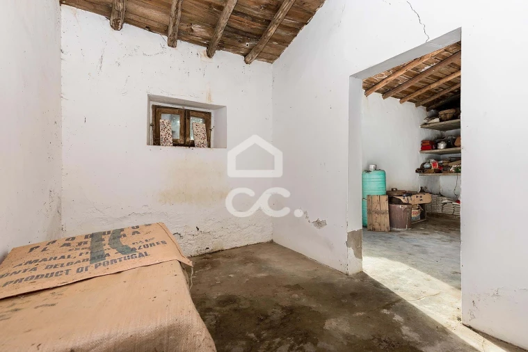 Moradia T3 para Venda em Campo e Campinho Foto 4