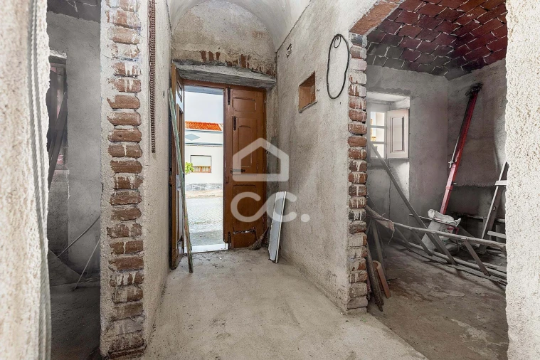 Moradia T3 para Venda em Campo e Campinho Foto 8