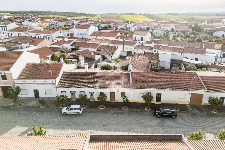 Moradia T3 para Venda em Campo e Campinho Foto 36