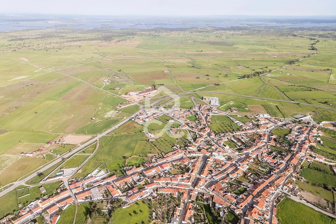 Moradia T3 para Venda em Campo e Campinho Foto 41