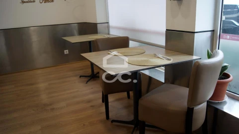 Negócio para Arrendamento em Selho (São Jorge)