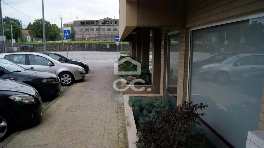 Negócio para Arrendamento em Selho (São Jorge) Foto 41