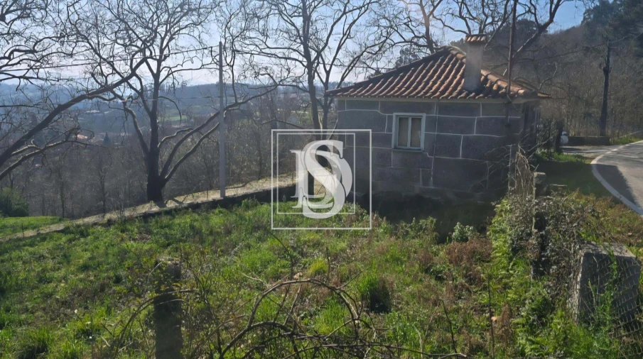 Moradia T2 para Venda em Campelo e Ovil Foto 2