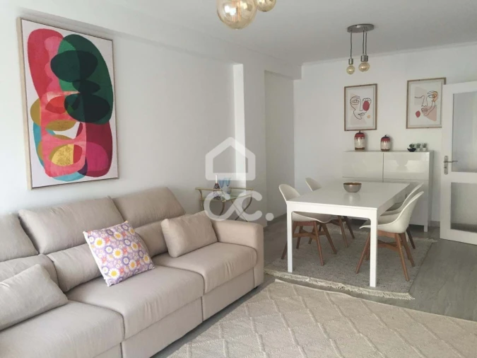 Apartamento T3 para Arrendamento em Paranhos Foto 1