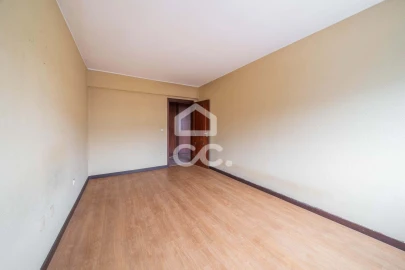 Apartamento T2 para Venda em Cidade da Maia