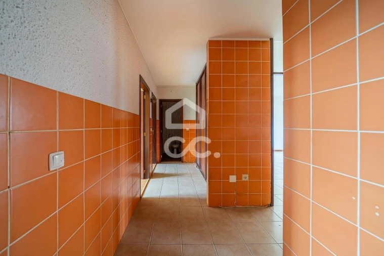 Apartamento T2 para Venda em Cidade da Maia Foto 15