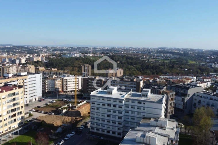 Apartamento T2 para Venda em Cidade da Maia Foto 20