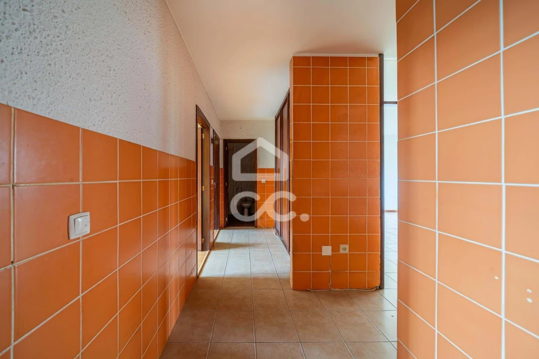 Apartamento T2 para Venda em Cidade da Maia Foto 15