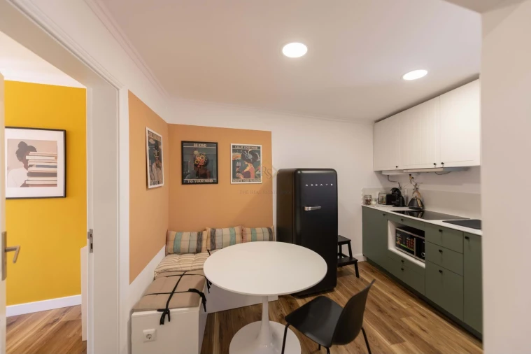 Apartamento T2 para Venda em Santa Maria Maior Foto 2