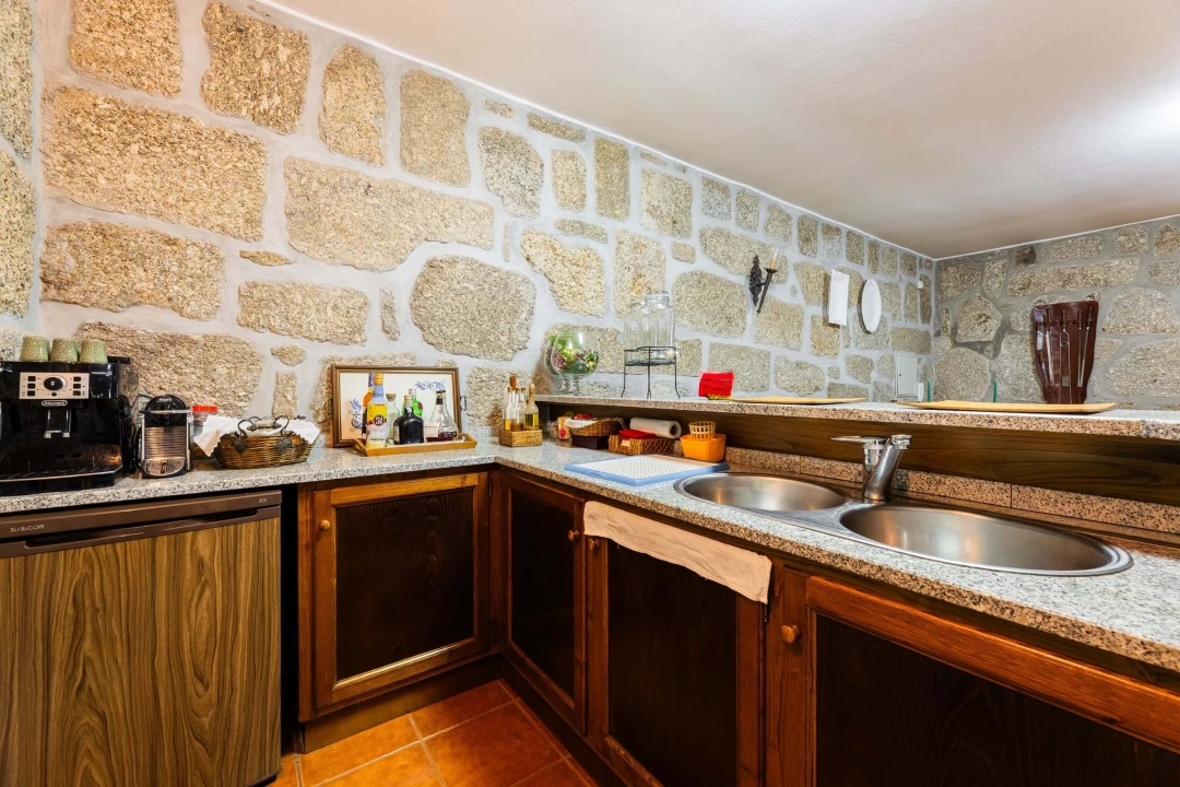 Quinta T3 para Venda em Bouro (Santa Maria) Foto 44