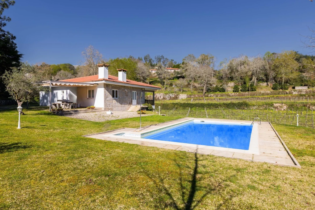 Quinta T3 para Venda em Bouro (Santa Maria) Foto 5