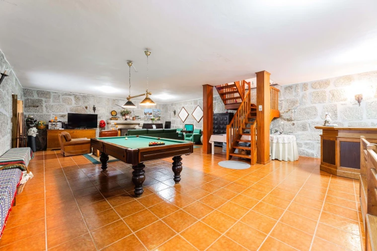 Quinta T3 para Venda em Bouro (Santa Maria) Foto 37