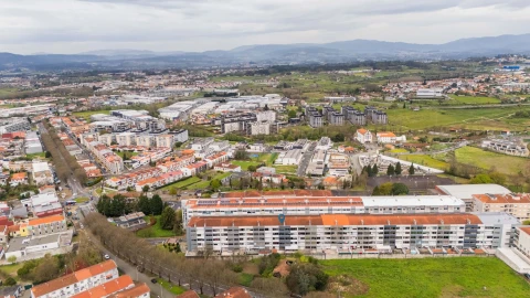 Apartamento T3 para Venda em Real, Dume e Semelhe