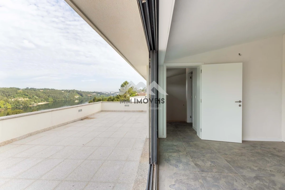 Moradia T3 para Venda em Gondomar (São Cosme), Valbom e Jovim Foto 14