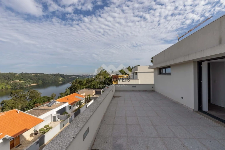Moradia T3 para Venda em Gondomar (São Cosme), Valbom e Jovim Foto 9