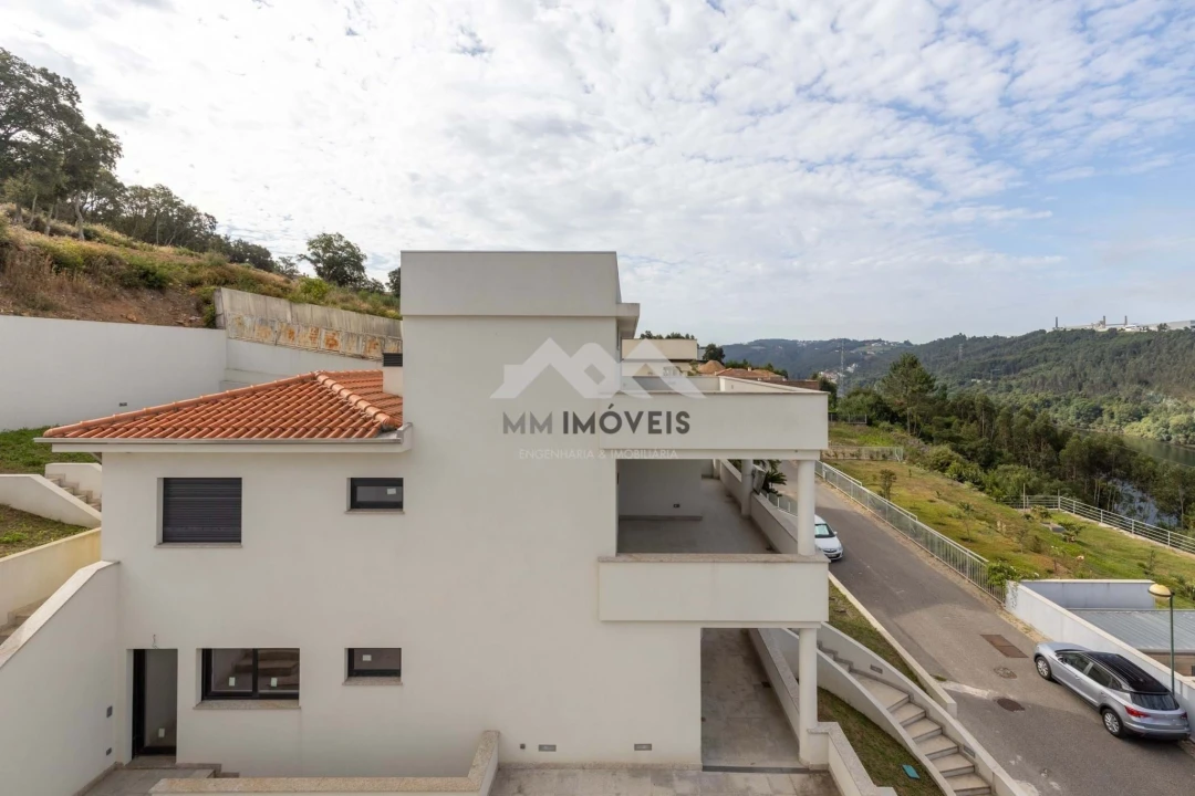 Moradia T3 para Venda em Gondomar (São Cosme), Valbom e Jovim Foto 39