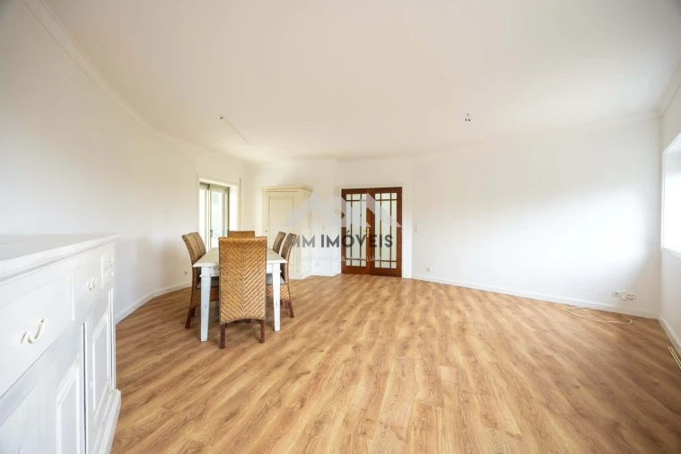 Apartamento T2 para Arrendamento em Canidelo Foto 22