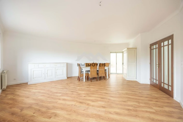 Apartamento T2 para Arrendamento em Canidelo Foto 5