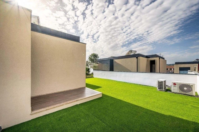 Moradia T3 para Venda em Guilhufe e Urrô Foto 18