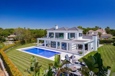 Moradia T4 para Venda em Almancil