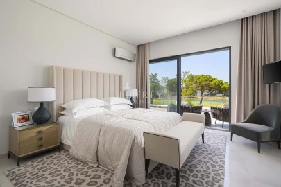 Moradia T4 para Venda em Almancil