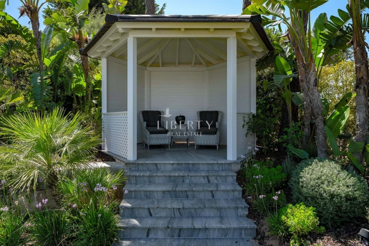 Moradia T4 para Venda em Almancil Foto 13