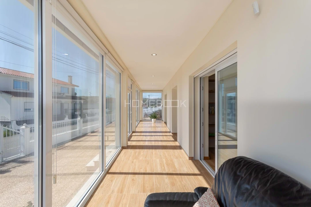 Moradia T4 para Venda em Igreja Nova e Cheleiros Foto 60