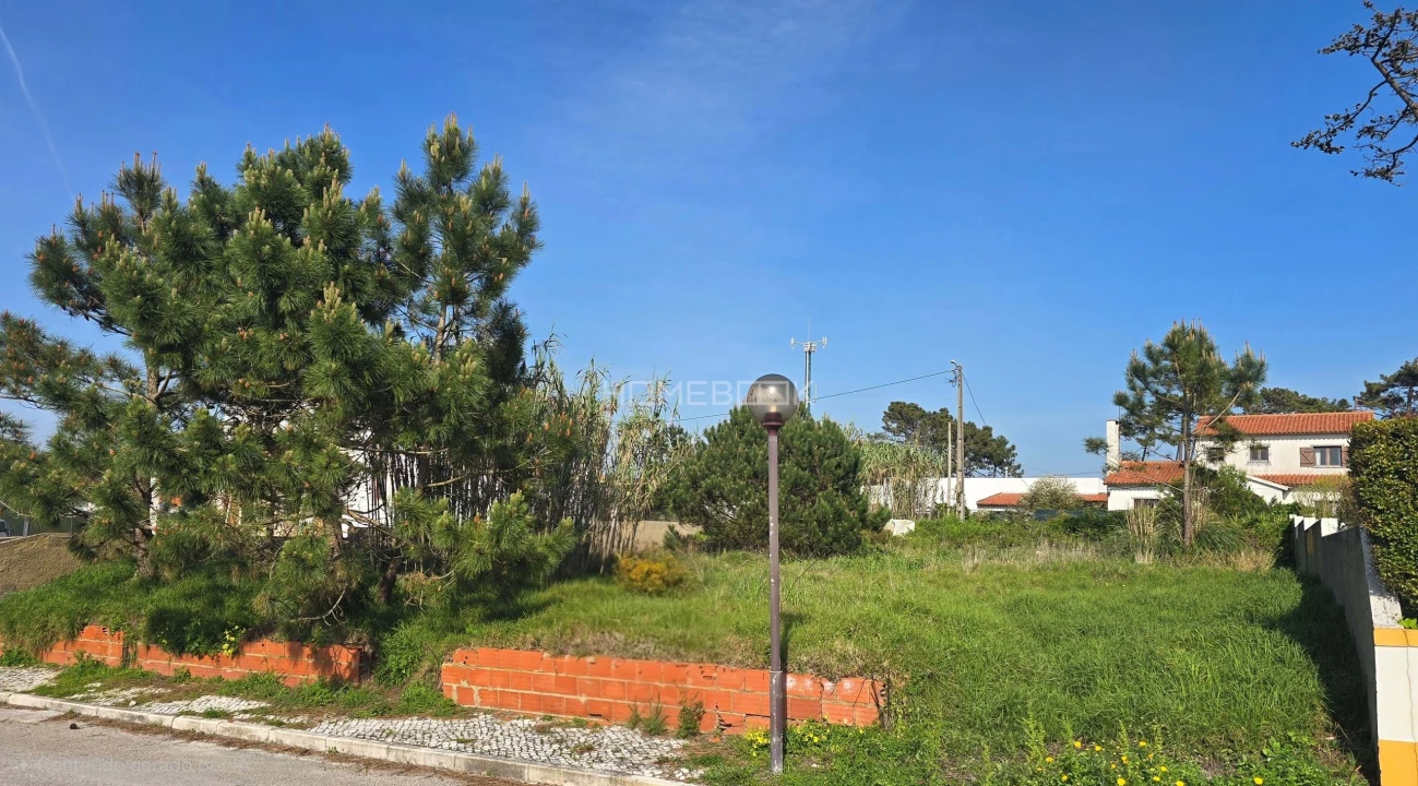 Terreno para Venda em Agualva e Mira-Sintra Foto 3
