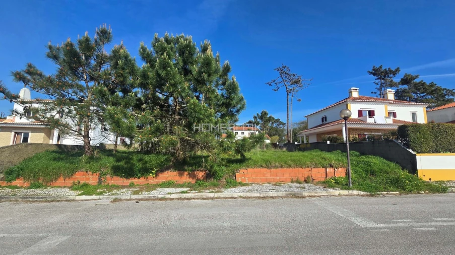 Terreno para Venda em Agualva e Mira-Sintra