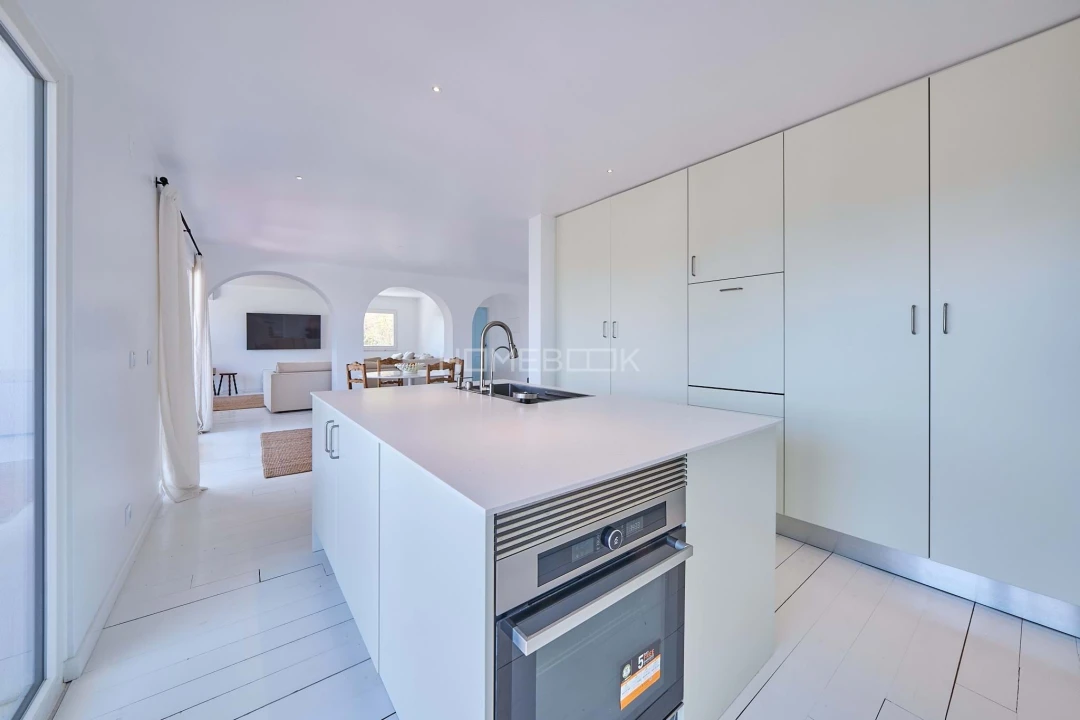 Moradia T5 para Venda em Charneca de Caparica e Sobreda Foto 8