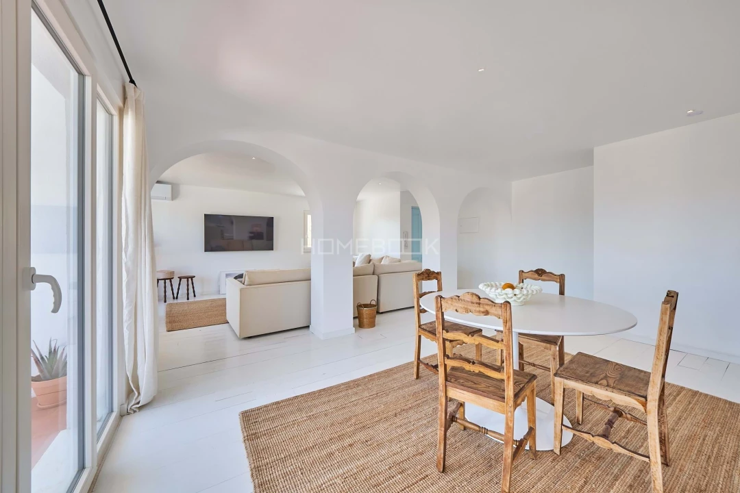 Moradia T5 para Venda em Charneca de Caparica e Sobreda Foto 5