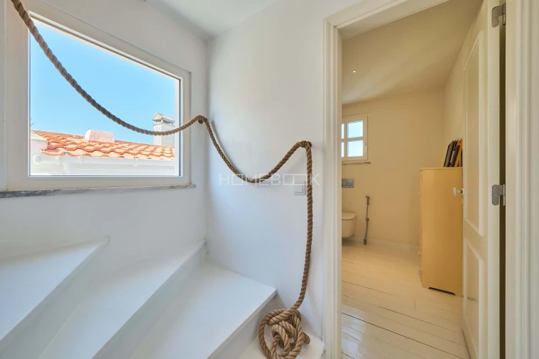 Moradia T5 para Venda em Charneca de Caparica e Sobreda Foto 14