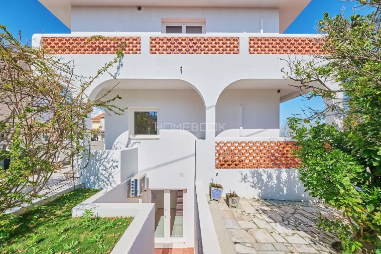 Moradia T5 para Venda em Charneca de Caparica e Sobreda Foto 43