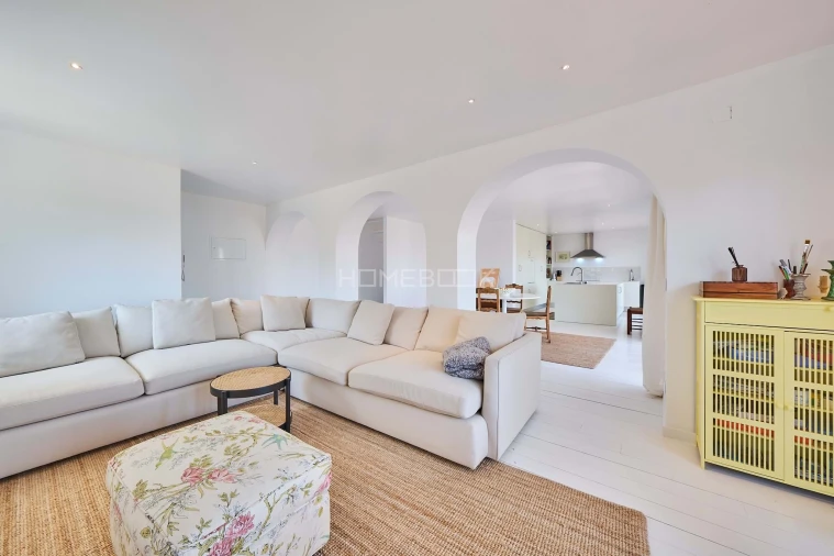 Moradia T5 para Venda em Charneca de Caparica e Sobreda Foto 11