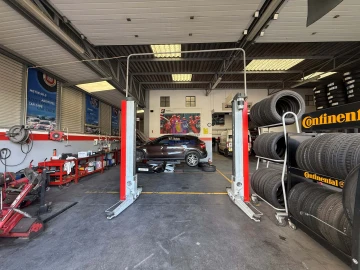 Armazém para Trespasse em Usseira