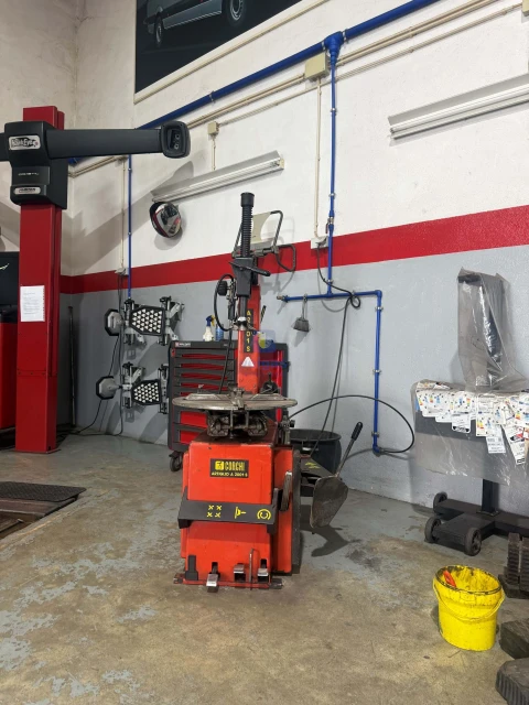 Armazém para Trespasse em Usseira