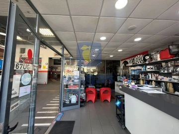 Armazém para Trespasse em Usseira
