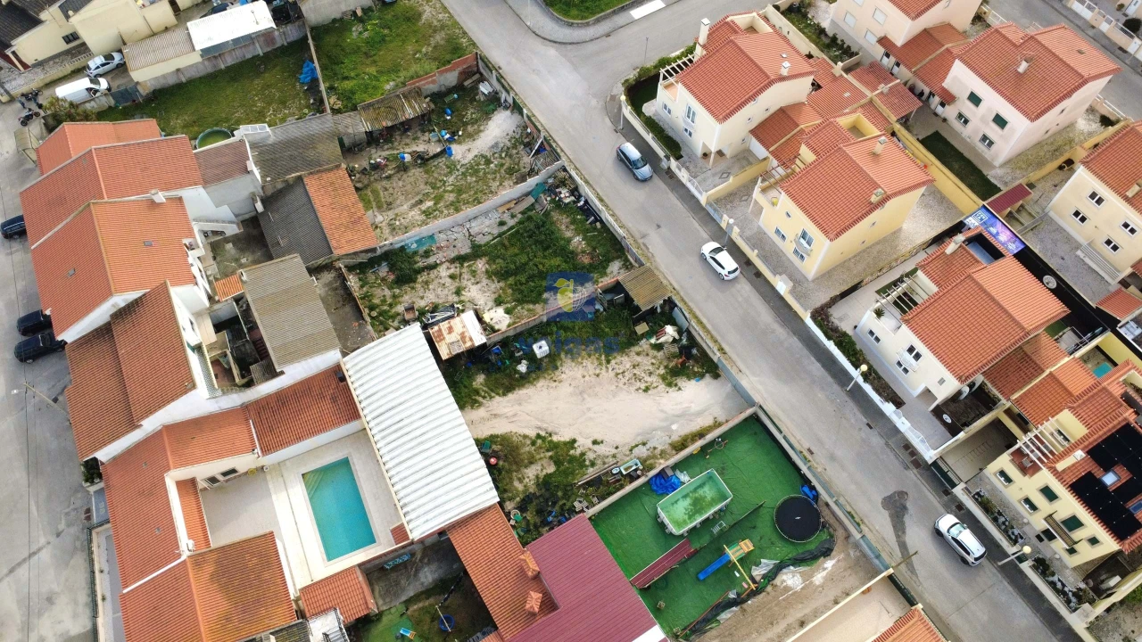 Terreno para Venda em Atouguia da Baleia Foto 3