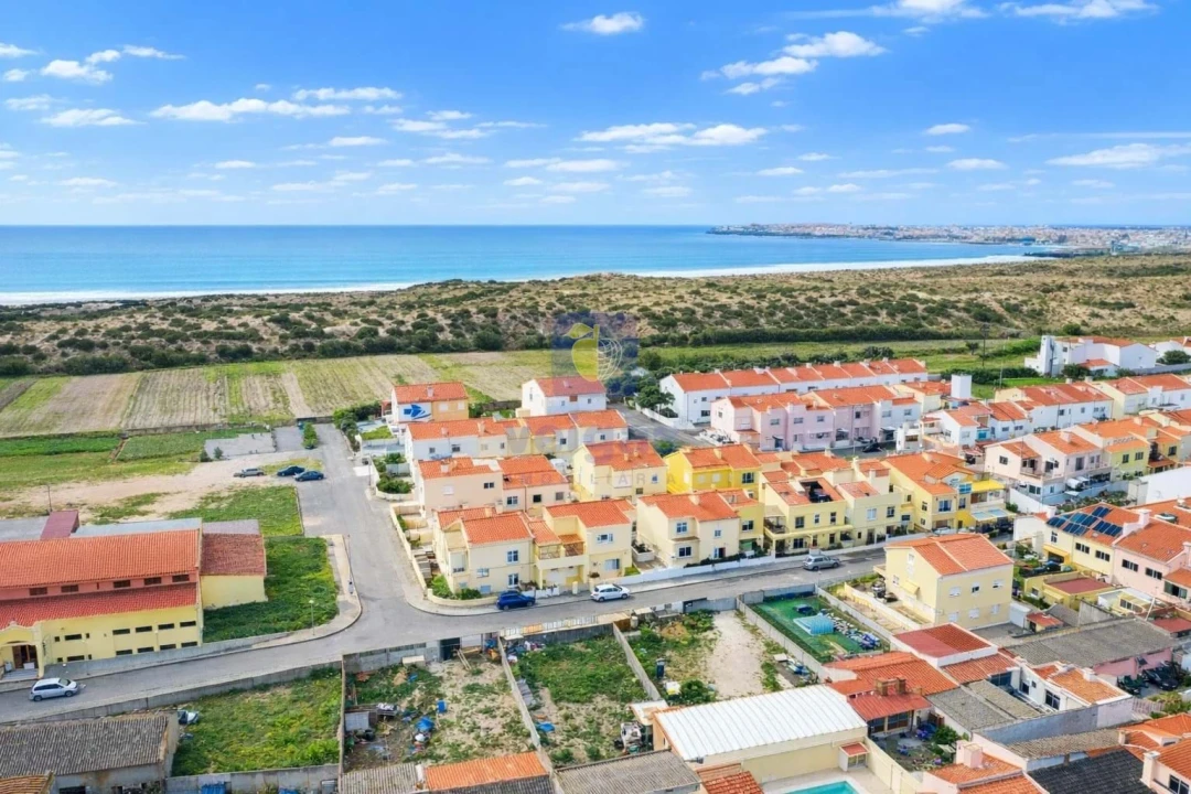 Terreno para Venda em Atouguia da Baleia Foto 13