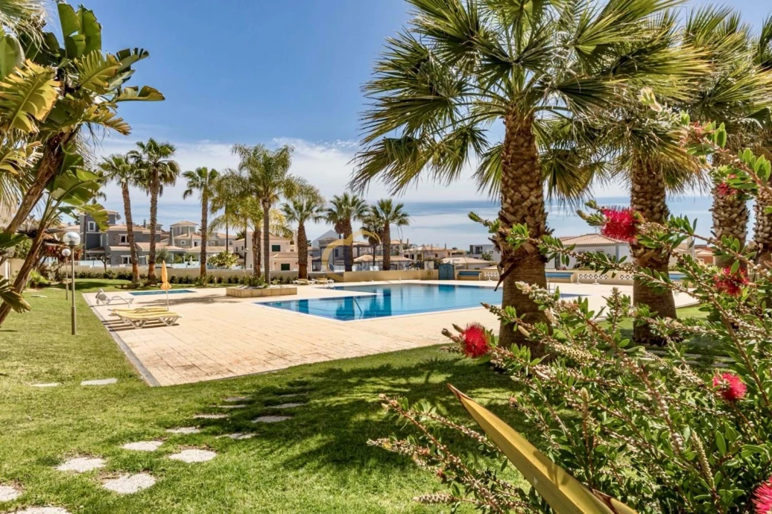 Apartamento T4 para Venda em Albufeira e Olhos de Água Foto 3
