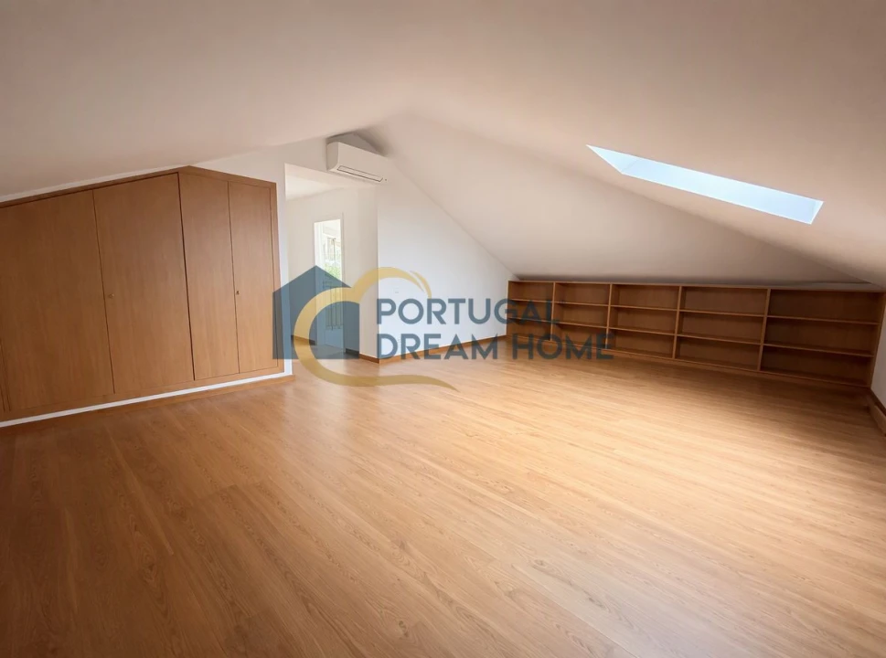 Apartamento T4 para Venda em Albufeira e Olhos de Água Foto 22