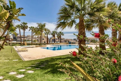 Apartamento T4 para Venda em Albufeira e Olhos de Água