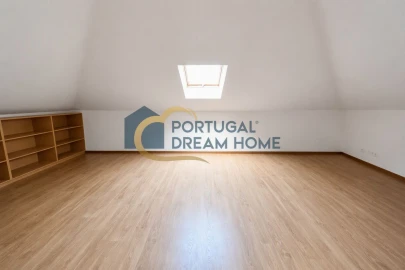Apartamento T4 para Venda em Albufeira e Olhos de Água